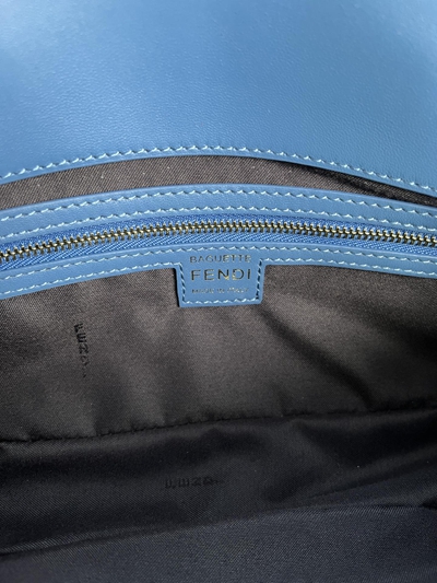 フェンディバッグ角部分ディテール